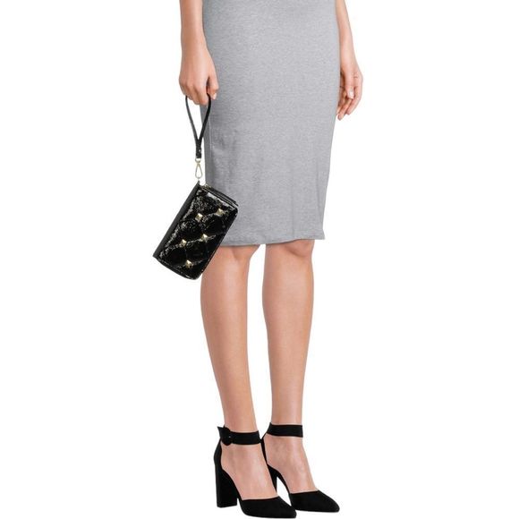 Pretty No Boundaries Black Quilted Kendra Wallet Wristlet Stud Detail NEW - Picture 4 of 4